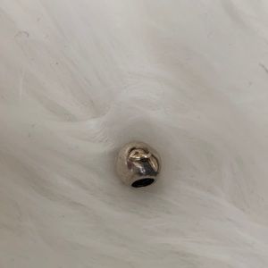apple pandora charm